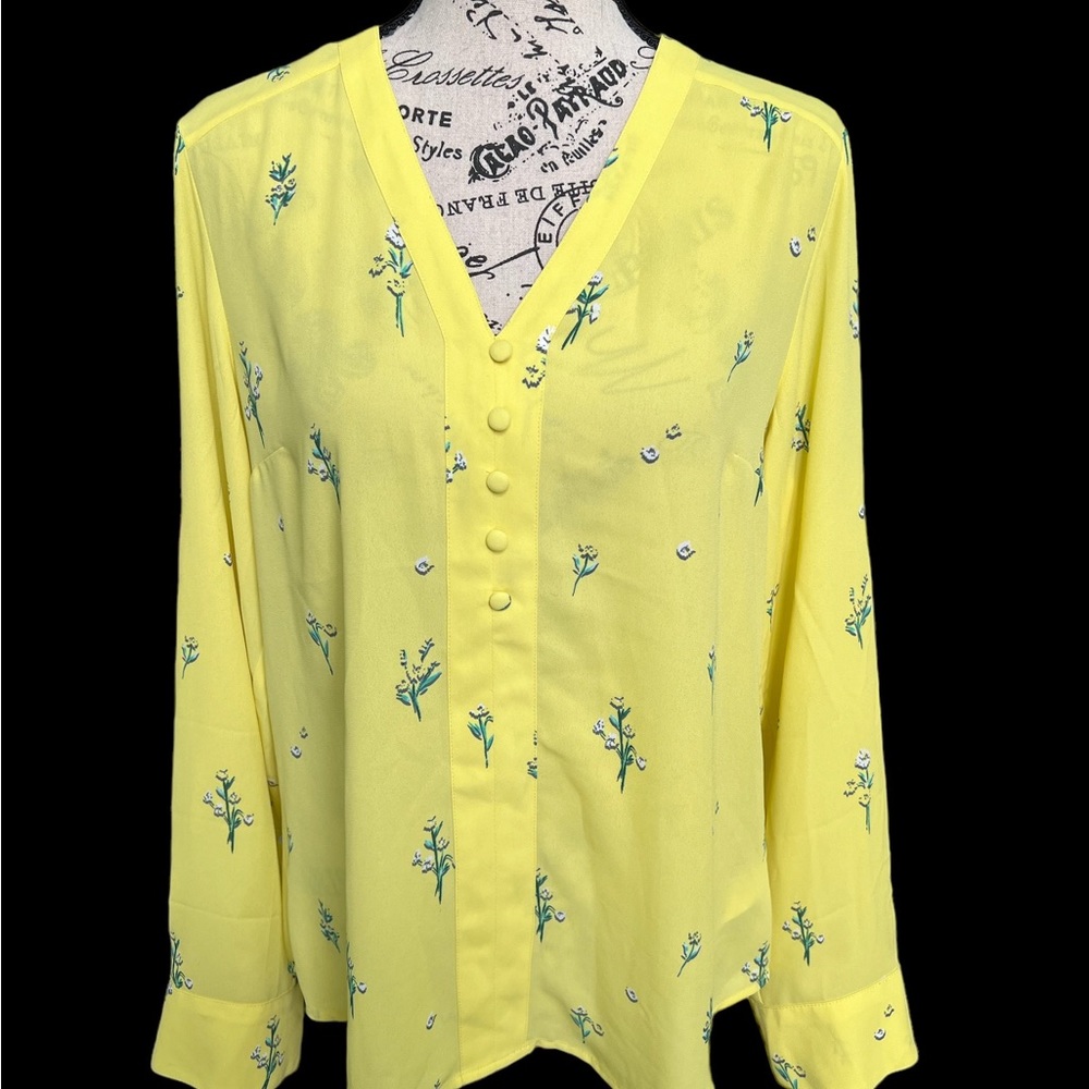 Express Blouse - Picture 3 of 9